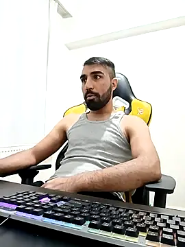 Snapshot of SertSikici022 chatting on 24, 2, 2025 SertSikici022 online show from 24, 2, 2025