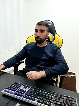 Snapshot of SertSikici022 chatting on 27, 2, 2025 SertSikici022 online show from 27, 2, 2025