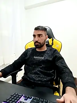 Snapshot of SertSikici022 chatting on 17, 3, 2025 SertSikici022 online show from 17, 3, 2025