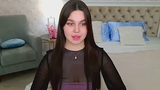 RihannaRose online show from 1, 2, 2025