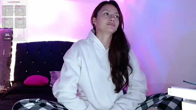 holy juli online show from 21, 1, 2025