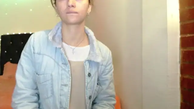 holy juli online show from 25, 3, 2026