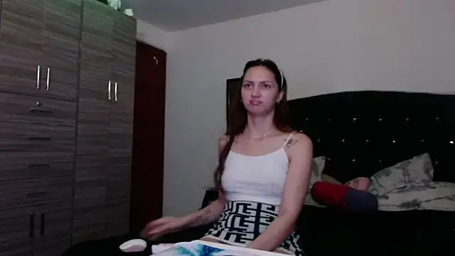 Snapshot of holy_juli chatting on 25, 6, 2026 holy juli online show from 25, 6, 2026