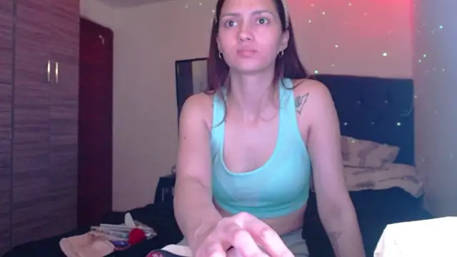Snapshot of holy_juli chatting on 30, 6, 2026 holy juli online show from 30, 6, 2026