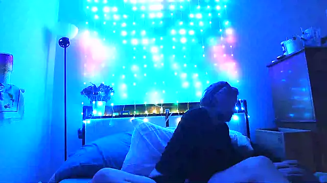 onlym4m online show from 17, 12, 2024