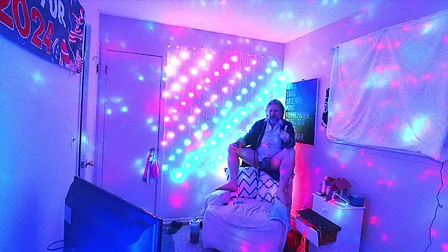 onlym4m online show from 2, 2, 2025