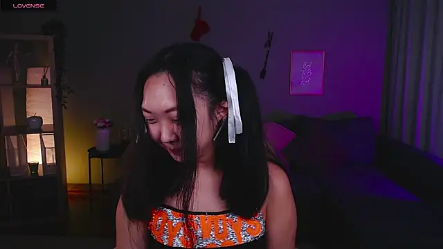 Marine Vact online show from 8, 10, 2025