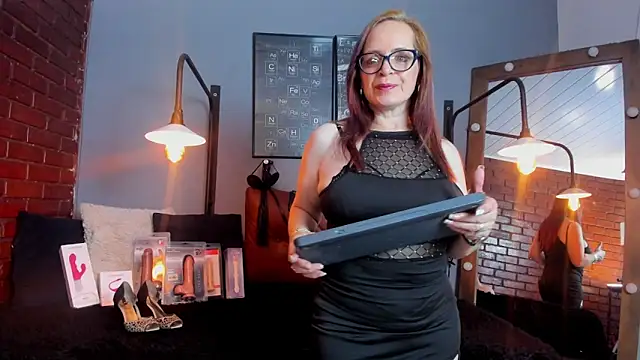 Samantha mature56 online show from 13, 1, 2026