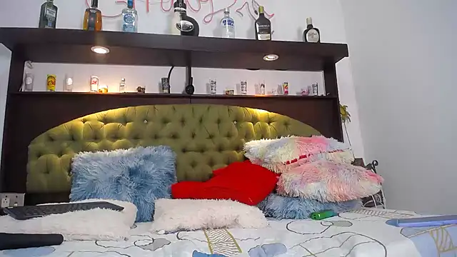 EMILY ROUSSE71 online show from 2, 3, 2025