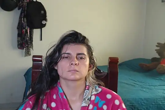 Snapshot of samanta_rosas1 chatting on 18, 12, 2024 samanta rosas1 online show from 18, 12, 2024
