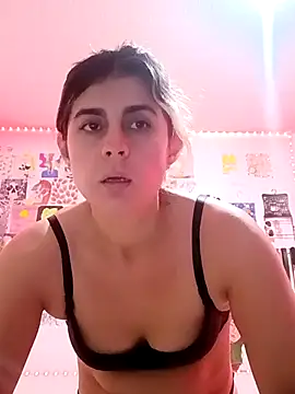 Snapshot of samanta_rosas1 chatting on 5, 1, 2025 samanta rosas1 online show from 5, 1, 2025