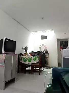 Snapshot of samanta_rosas1 chatting on 15, 1, 2025 samanta rosas1 online show from 15, 1, 2025