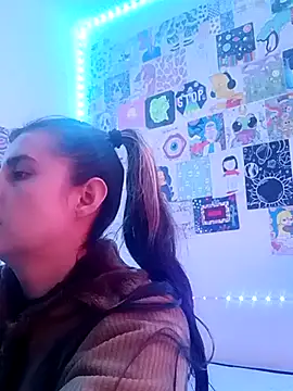 Snapshot of samanta_rosas1 chatting on 7, 3, 2025 samanta rosas1 online show from 7, 3, 2025