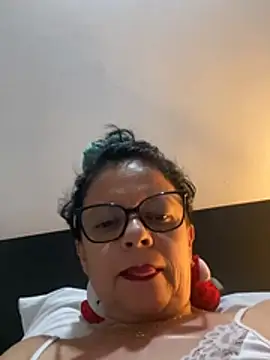 Snapshot of Sharongirl07 chatting on 12, 7, 2026 Sharongirl07 online show from 12, 7, 2026