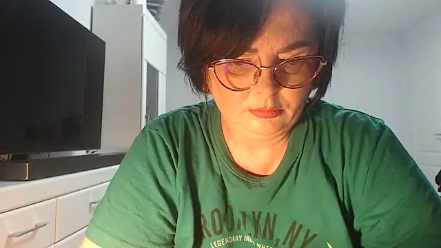 Snapshot of Amandamuller1982 chatting on 12, 6, 2026 Amandamuller1982 online show from 12, 6, 2026