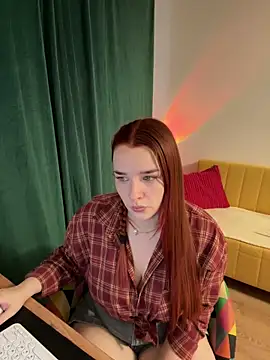 Snapshot of CookyDaisy chatting on 7, 12, 2024 CookyDaisy online show from 7, 12, 2024