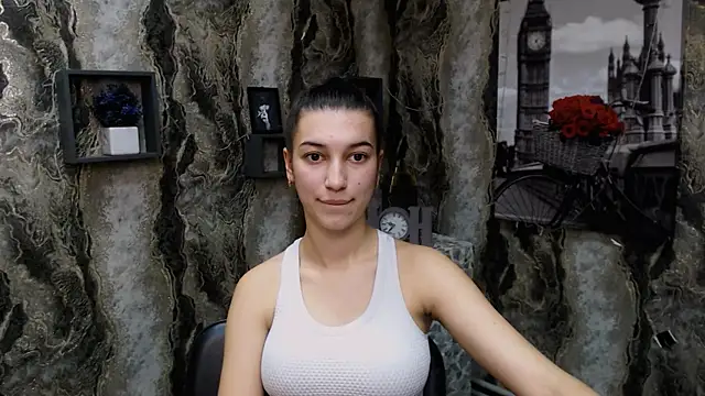 KarolinaRosse  online show from 26, 1, 2025