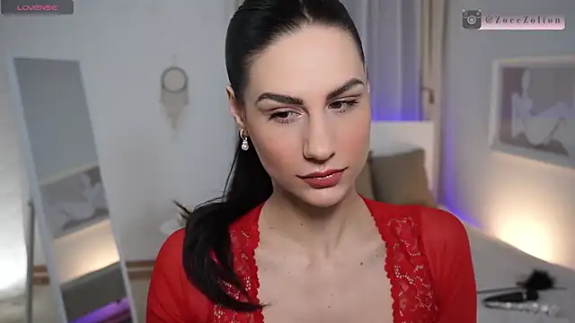 ZoeeZolton online show from 24, 1, 2025