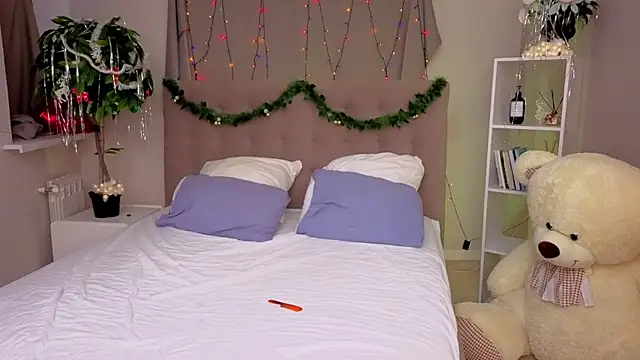 Bella Murrr online show from 23, 12, 2024