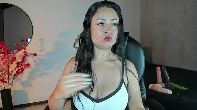 SaraMilf 69 online show from 3, 10, 2025