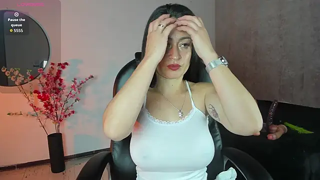 SaraMilf 69 online show from 14, 11, 2025