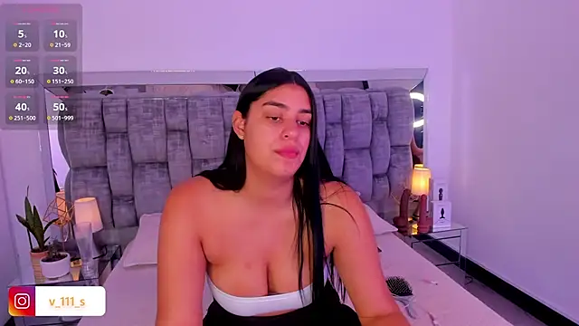 Snapshot of Valentiina_summer chatting on 16, 3, 2025 Valentiina summer online show from 16, 3, 2025