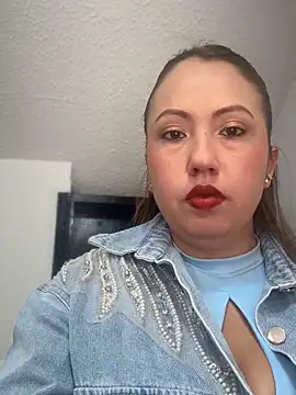 VIOLETA-25  online show from 28, 10, 2025