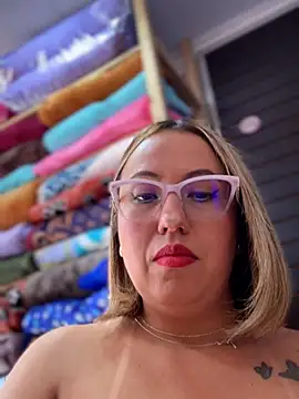 Snapshot of VIOLETA-25_ chatting on 15, 6, 2026 VIOLETA-25 online show from 15, 6, 2026