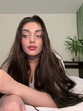 Sweet Khalifa  online show from 28, 2, 2025