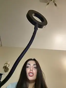 Sweet Khalifa  online show from 4, 12, 2025