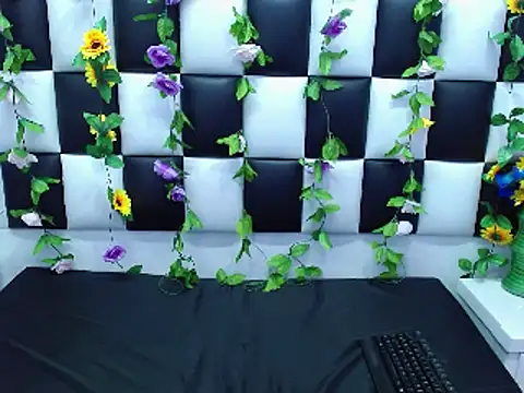 Morgana Smit online show from 5, 2, 2025