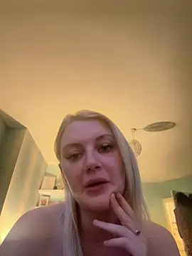 Snapshot of Ruby_Nichols chatting on 13, 3, 2025 Ruby Nichols online show from 13, 3, 2025