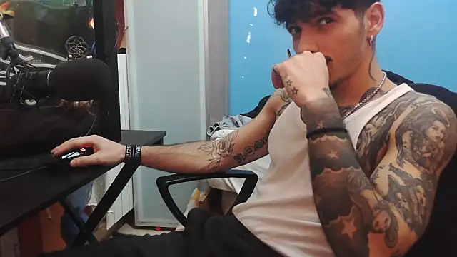 Badboyi1997 online show from 9, 2, 2026