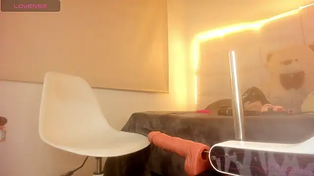 Snapshot of Hanna_Clark_ chatting on 1, 3, 2025 Hanna Clark online show from 1, 3, 2025