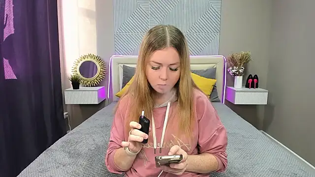 BettyBloom69 online show from 17, 9, 2025