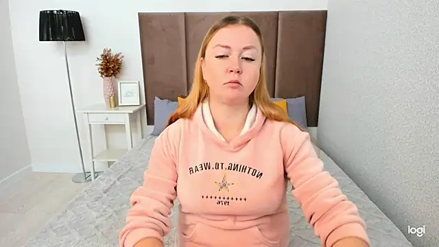 BettyBloom69 online show from 30, 9, 2025