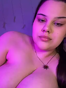 Snapshot of 31MoonLight13 chatting on 8, 3, 2025 31MoonLight13 online show from 8, 3, 2025