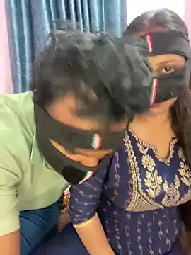 mickey love online show from 4, 10, 2025