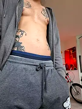 mileflav0r online show from 25, 4, 2026