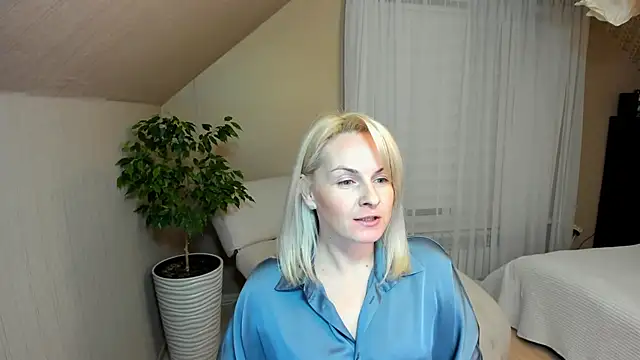 Alicee Gracee online show from 12, 1, 2025