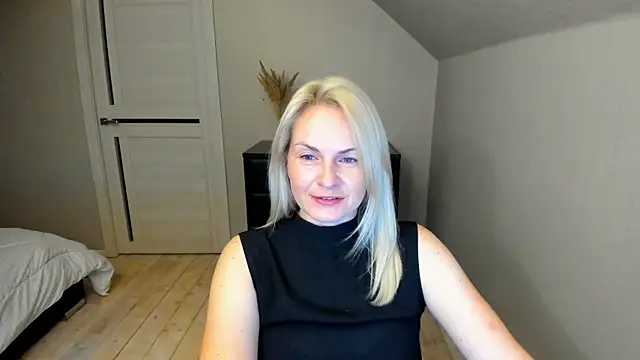 Alicee Gracee online show from 17, 10, 2025