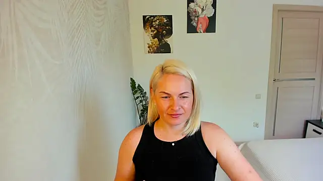 Alicee Gracee online show from 13, 7, 2026