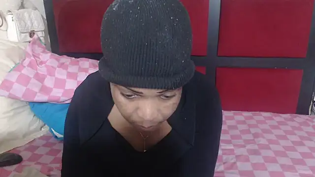 MaximTease24 online show from 6, 4, 2026