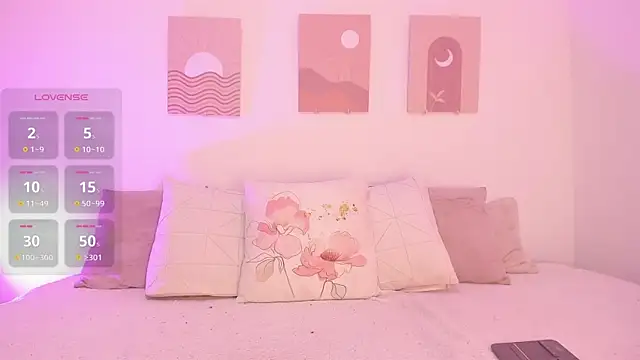 Mia Heartt online show from 10, 2, 2025