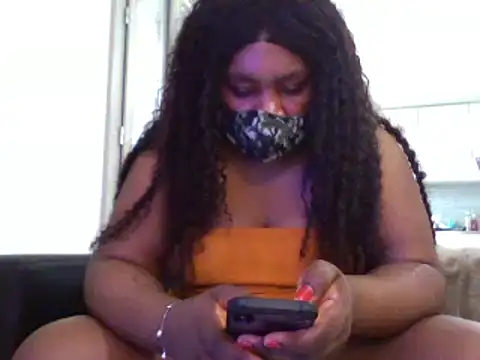 Snapshot of bonbonaumiel chatting on 18, 12, 2024 bonbonaumiel online show from 18, 12, 2024