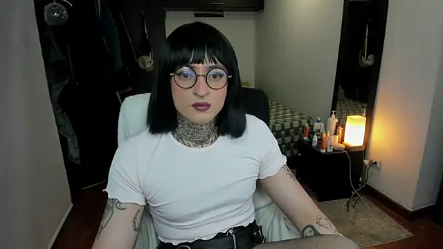 Snapshot of ShiiraVelkor chatting on 13, 9, 2025 ShiiraVelkor online show from 13, 9, 2025