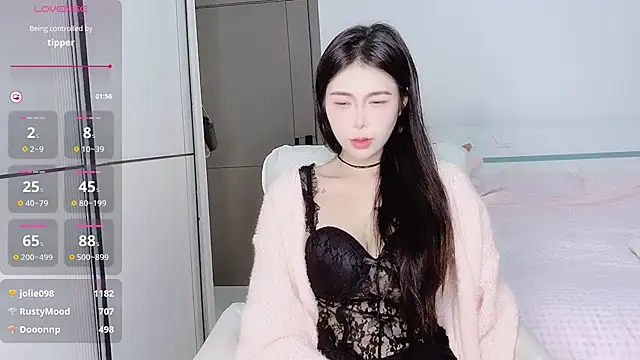Snapshot of White-Star chatting on 22, 12, 2024 White-Star online show from 22, 12, 2024