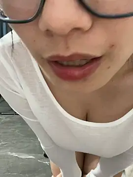 Bella0815 online show from 12, 12, 2024