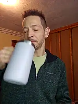 Snapshot of MasterForgedRayy chatting on 10, 2, 2025 MasterForgedRayy online show from 10, 2, 2025