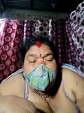 Snapshot of Hot_Falguni chatting on 2, 2, 2025 Hot Falguni online show from 2, 2, 2025